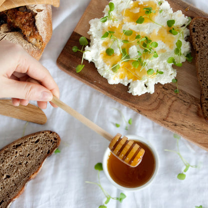 Manuka Blend Honey image 4